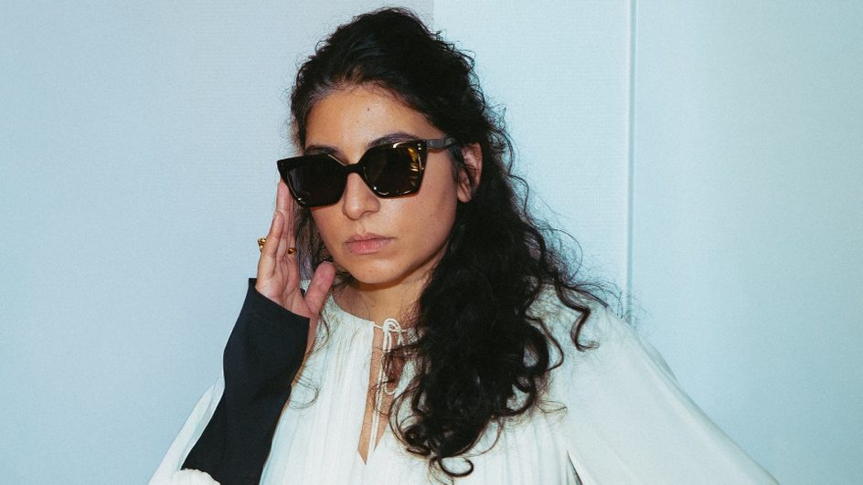 Arooj Aftab in sunglasses