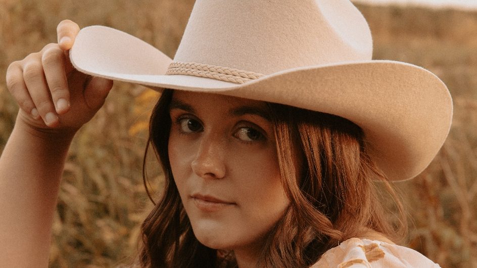 Neeve Zahra wearing a cowboy hat